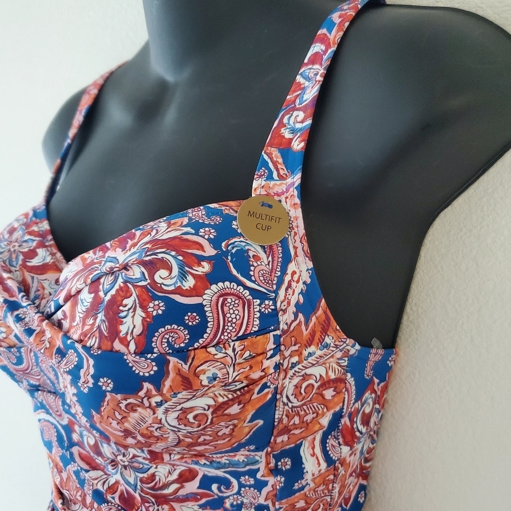 Nip Tuck Blue Painterly Paisley Joanne Twist Front Tummy Control Swimsuit Size 4 - Picture 8 of 10